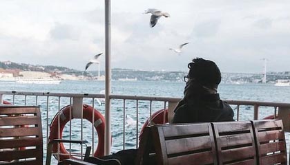 leyu-曼联后防线三人缺阵调整成关键，曼联后卫线