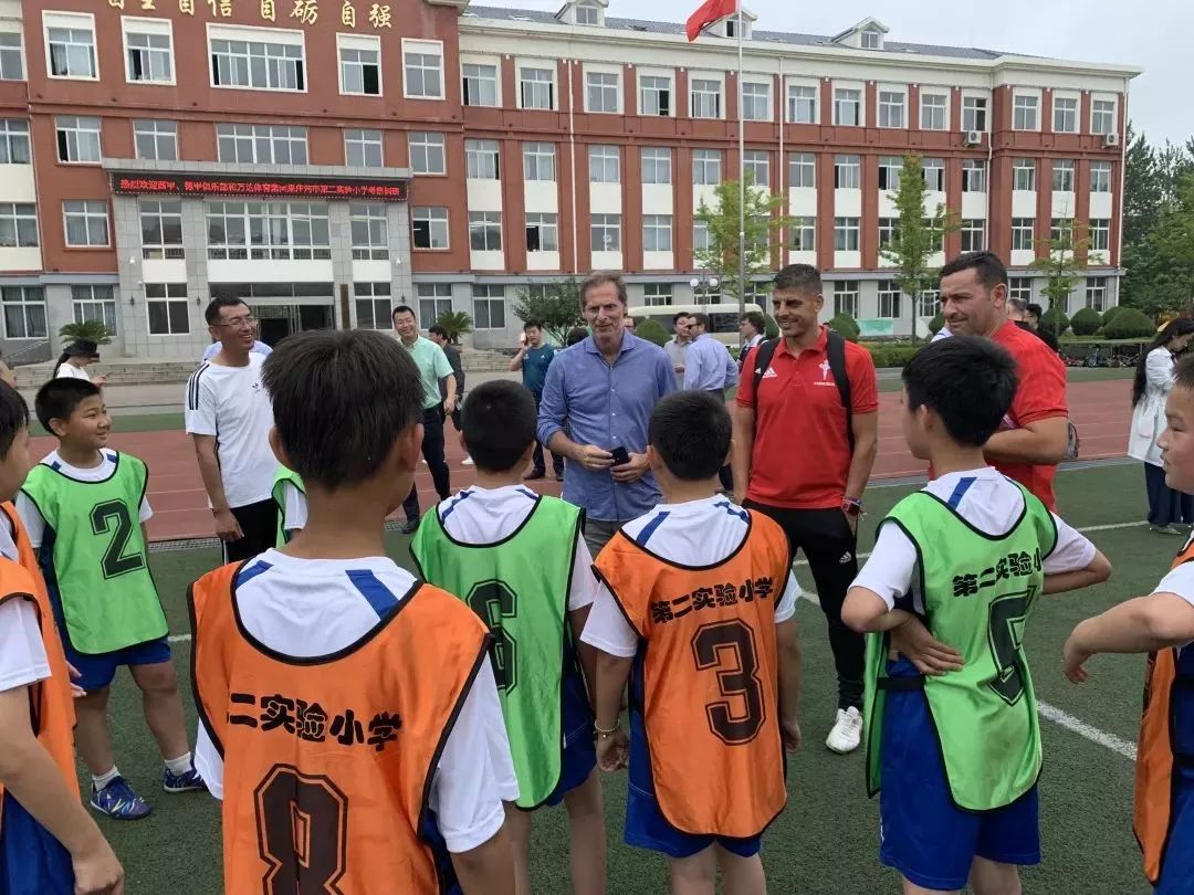 德甲青训体系渐成效，精彩表现引赞赏的简单介绍