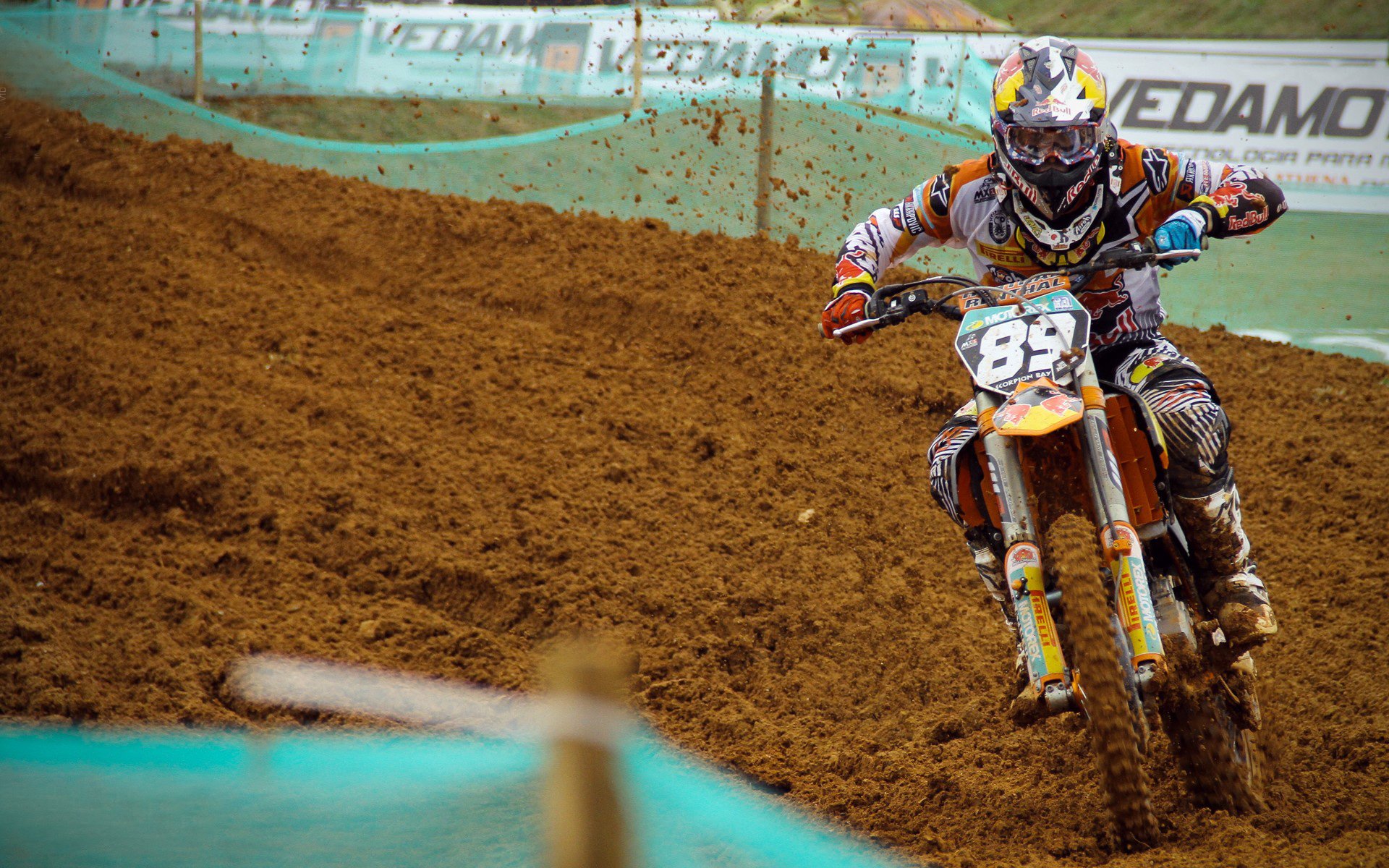 未来技术:智能穿戴设备为球员提供全方位训练数据,智能穿戴领域